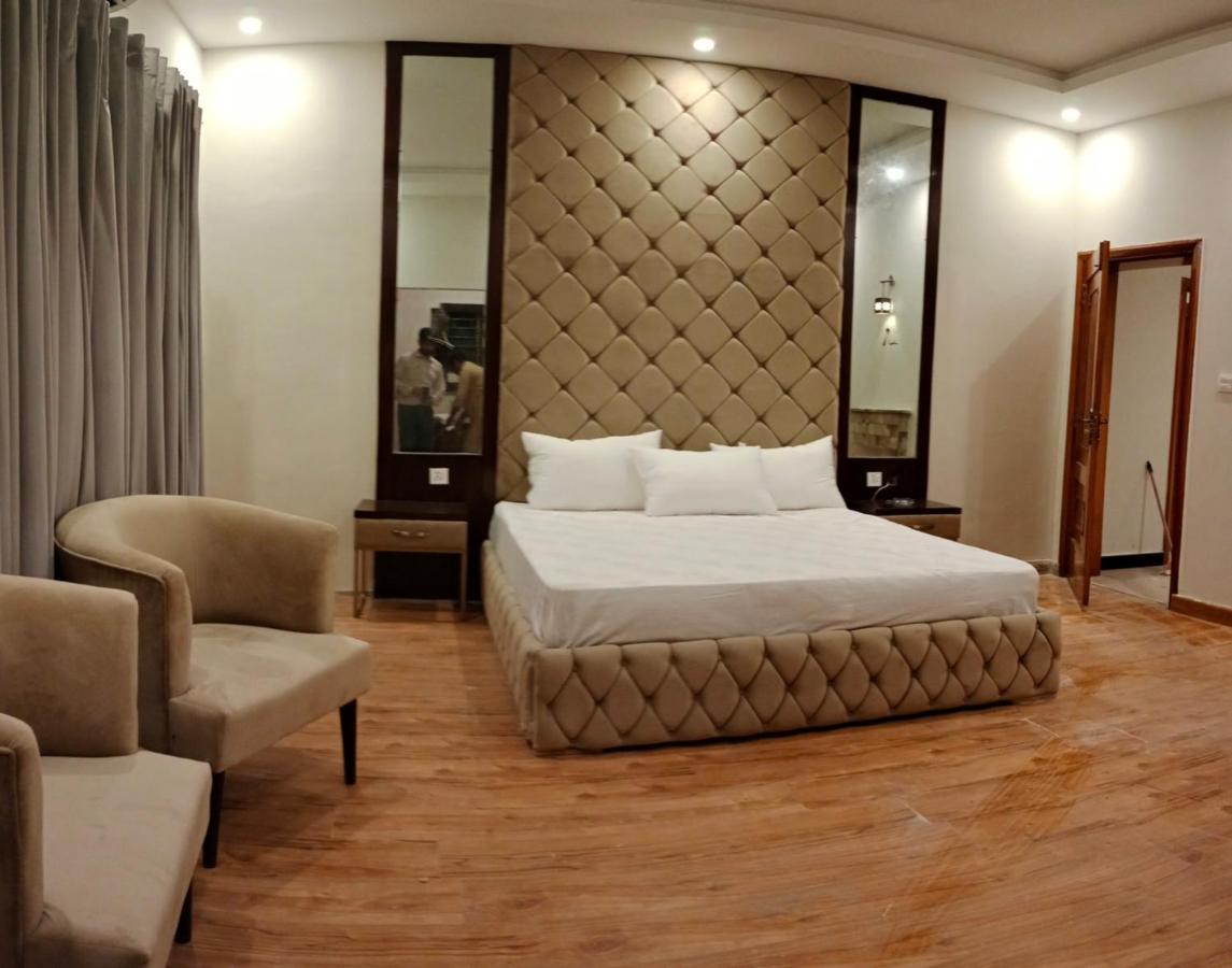 Hayat Grand Guest House 伊斯兰堡 外观 照片
