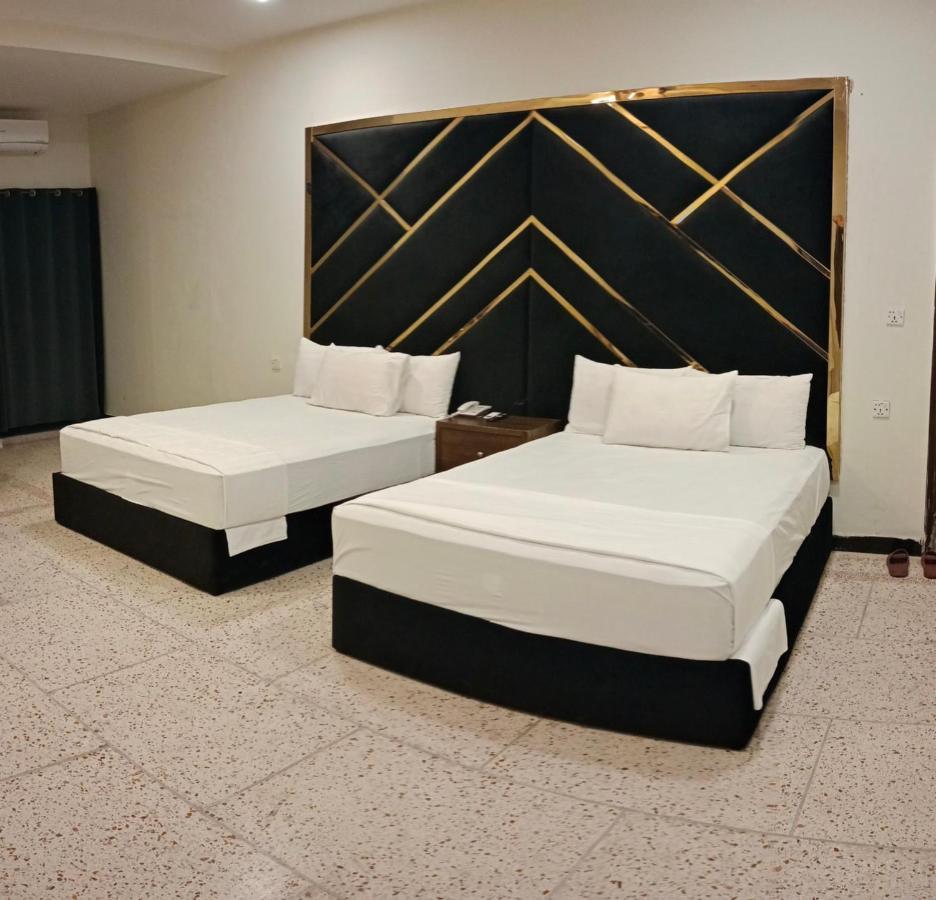 Hayat Grand Guest House 伊斯兰堡 外观 照片