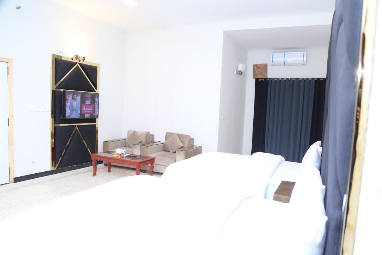 Hayat Grand Guest House 伊斯兰堡 外观 照片