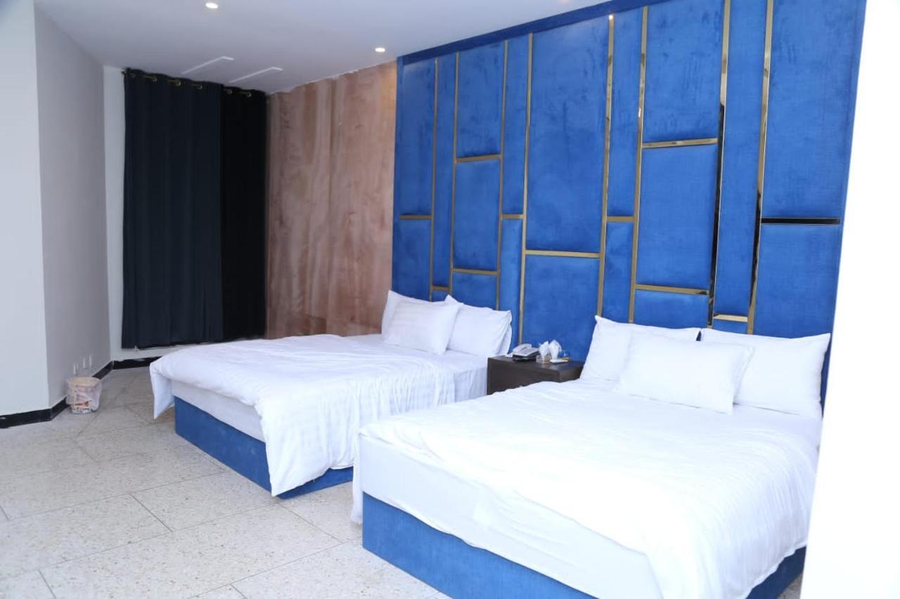 Hayat Grand Guest House 伊斯兰堡 外观 照片