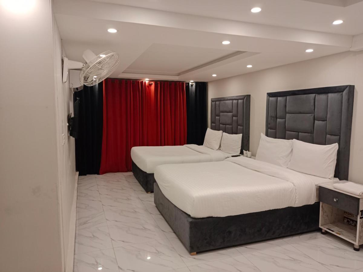 Hayat Grand Guest House 伊斯兰堡 外观 照片