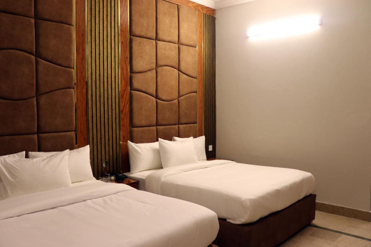 Hayat Grand Guest House 伊斯兰堡 外观 照片