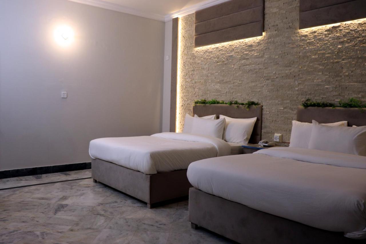 Hayat Grand Guest House 伊斯兰堡 外观 照片