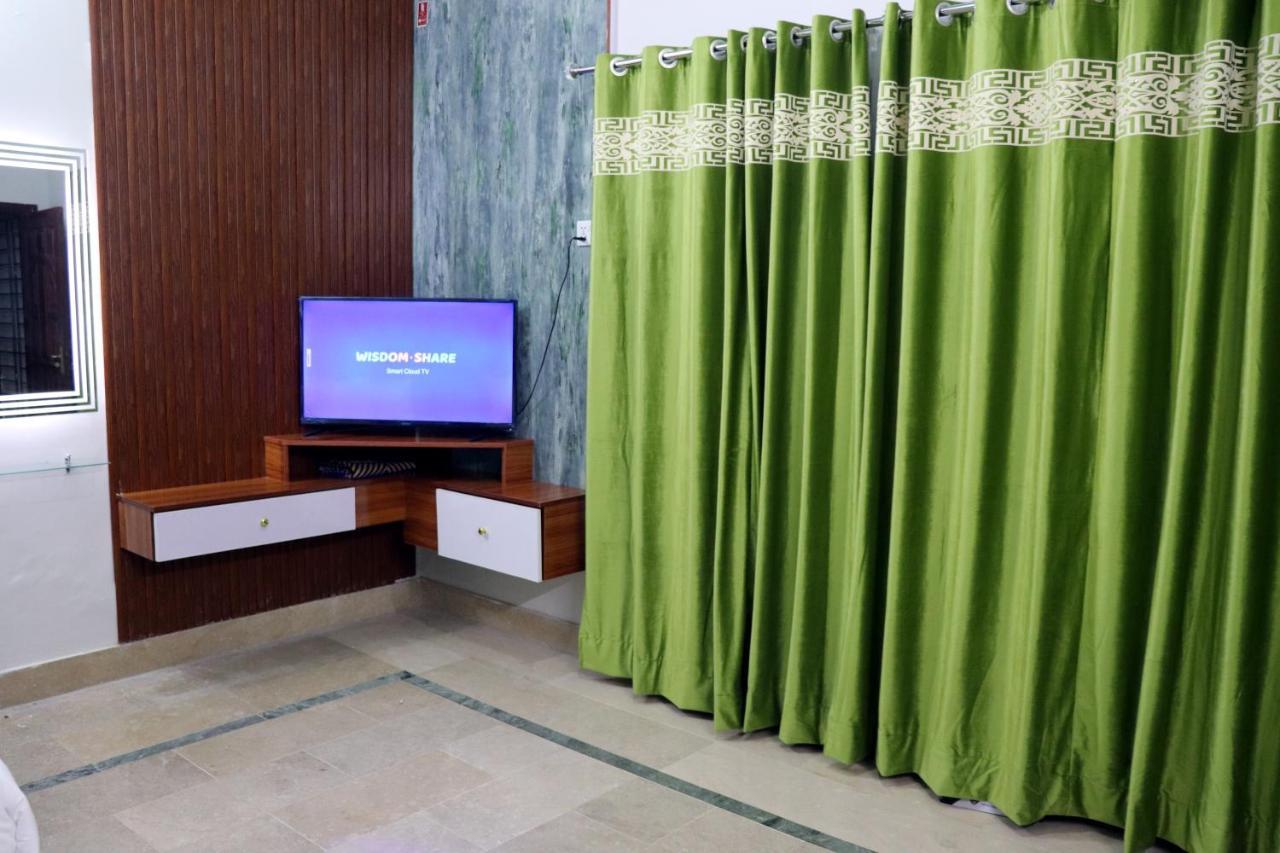 Hayat Grand Guest House 伊斯兰堡 外观 照片